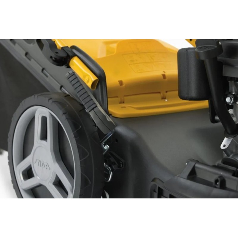Купить газонокосилку для неровных участков STIGA COMBI 53S (самоходная, мульчирование)